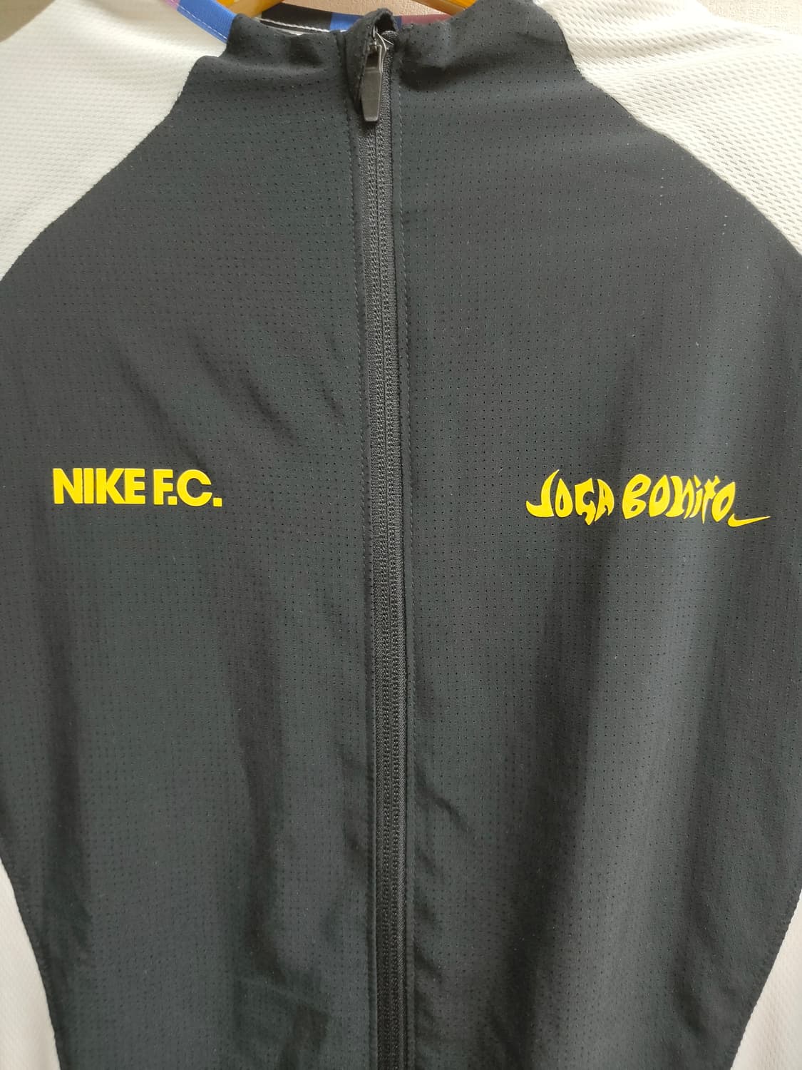 L/100) 나이키 FC AWF JOGA BONITO 트랙자켓 팝니다 상품이미지3