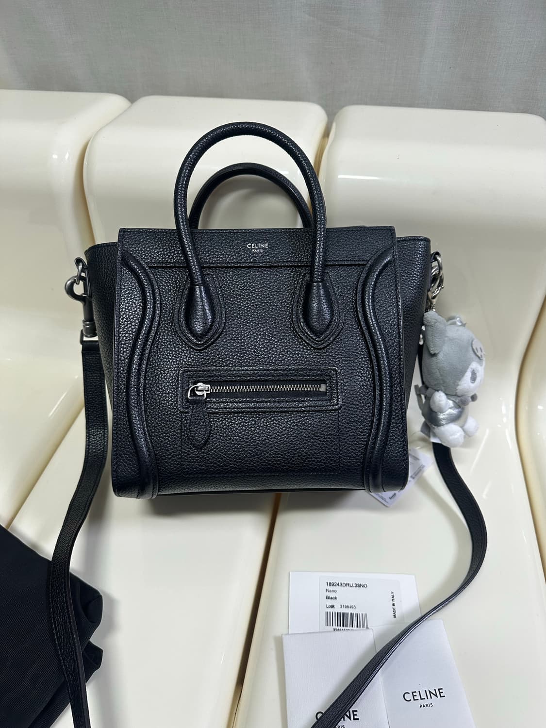 [SA 정품] 셀린느 러기지백 나노 블랙 상품이미지3
