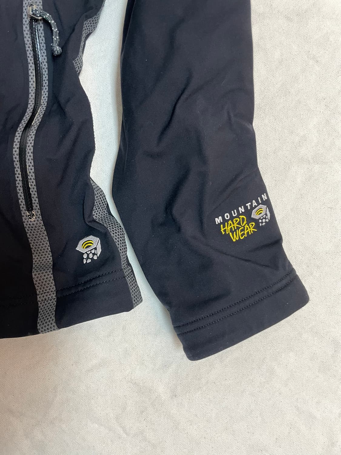 마운틴하드웨어 자켓 상품이미지3