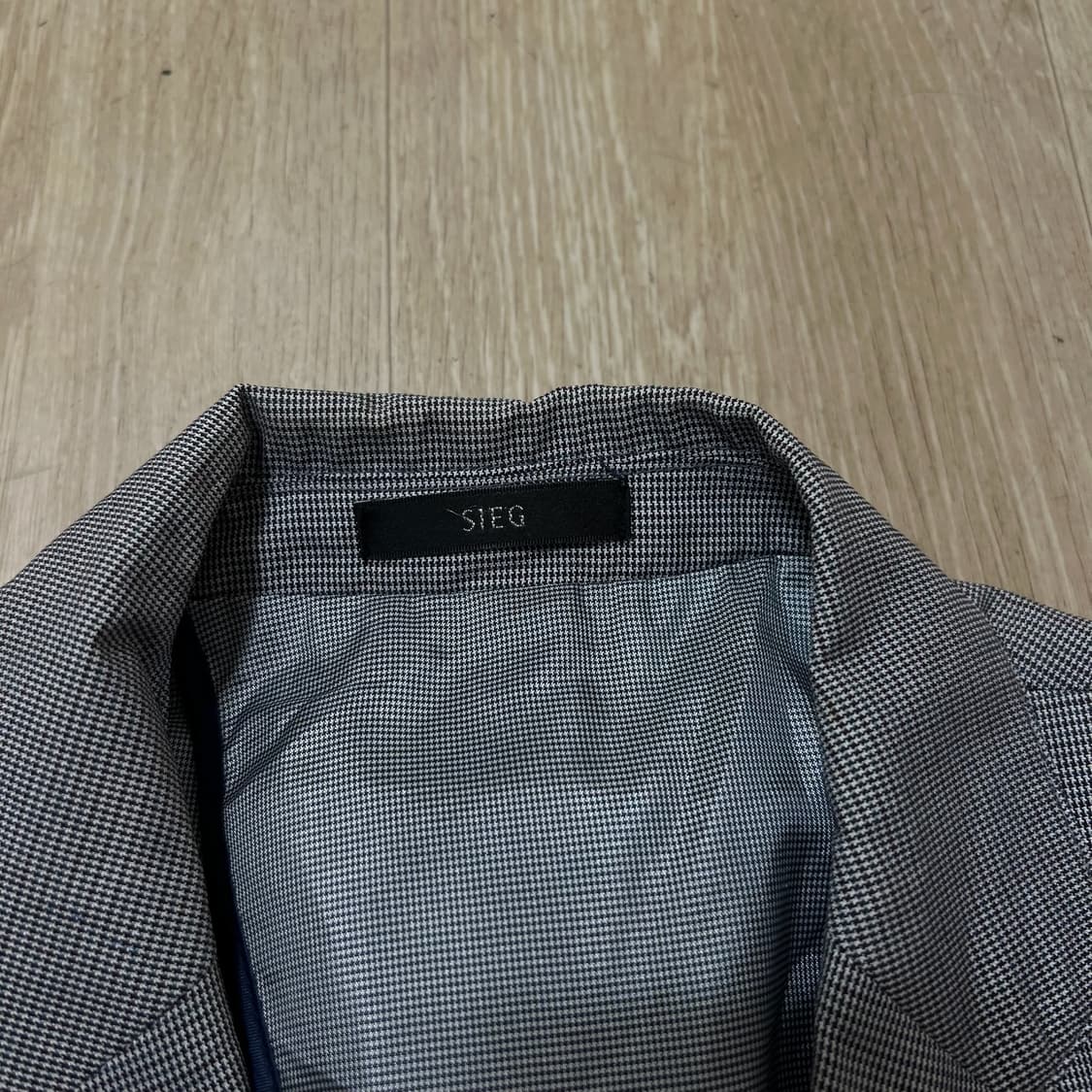 지이크 남성 싱글 정장 자켓 L/100  상품이미지4