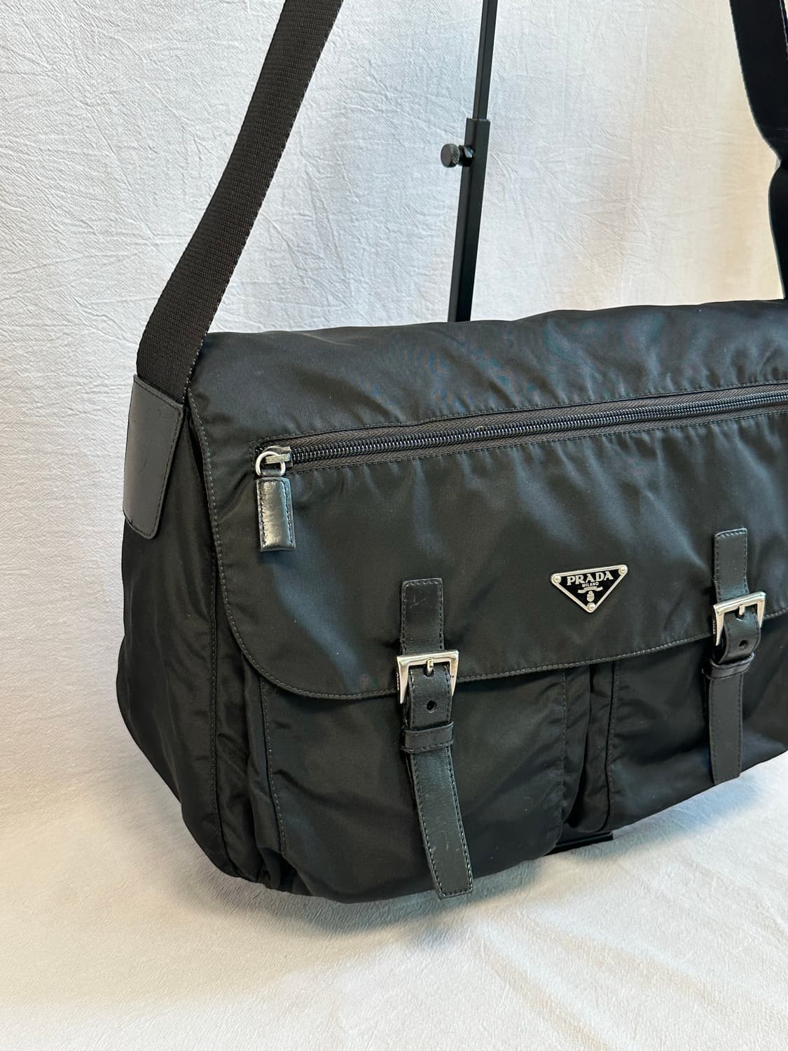 프라다 나일론 포코노 크로스백 메신저백 투포켓 버클 상품이미지4