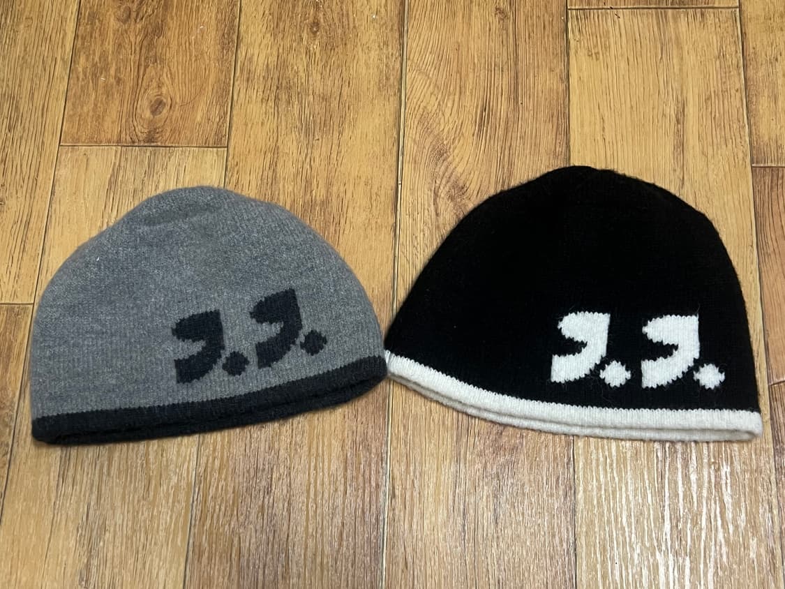 레스트앤레크레이션 리버시블 비니 블랙,그레이 일괄 판매 상품이미지1