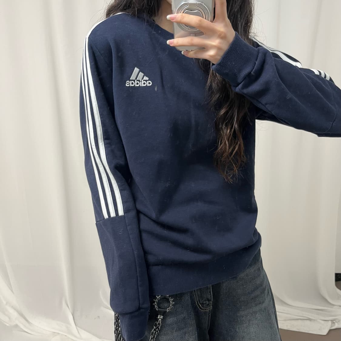 Adidas navy sweatshirt 상품이미지3