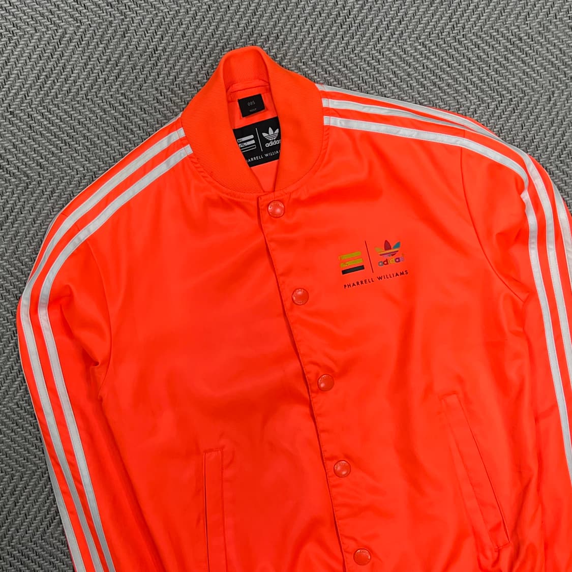 아디다스 퍼렐윌리엄스 바시티 v0715 상품이미지3