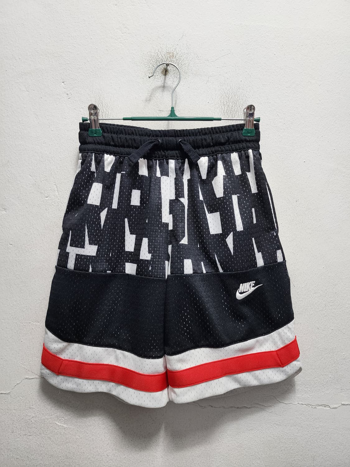 나이키 메쉬 반바지 상품이미지1