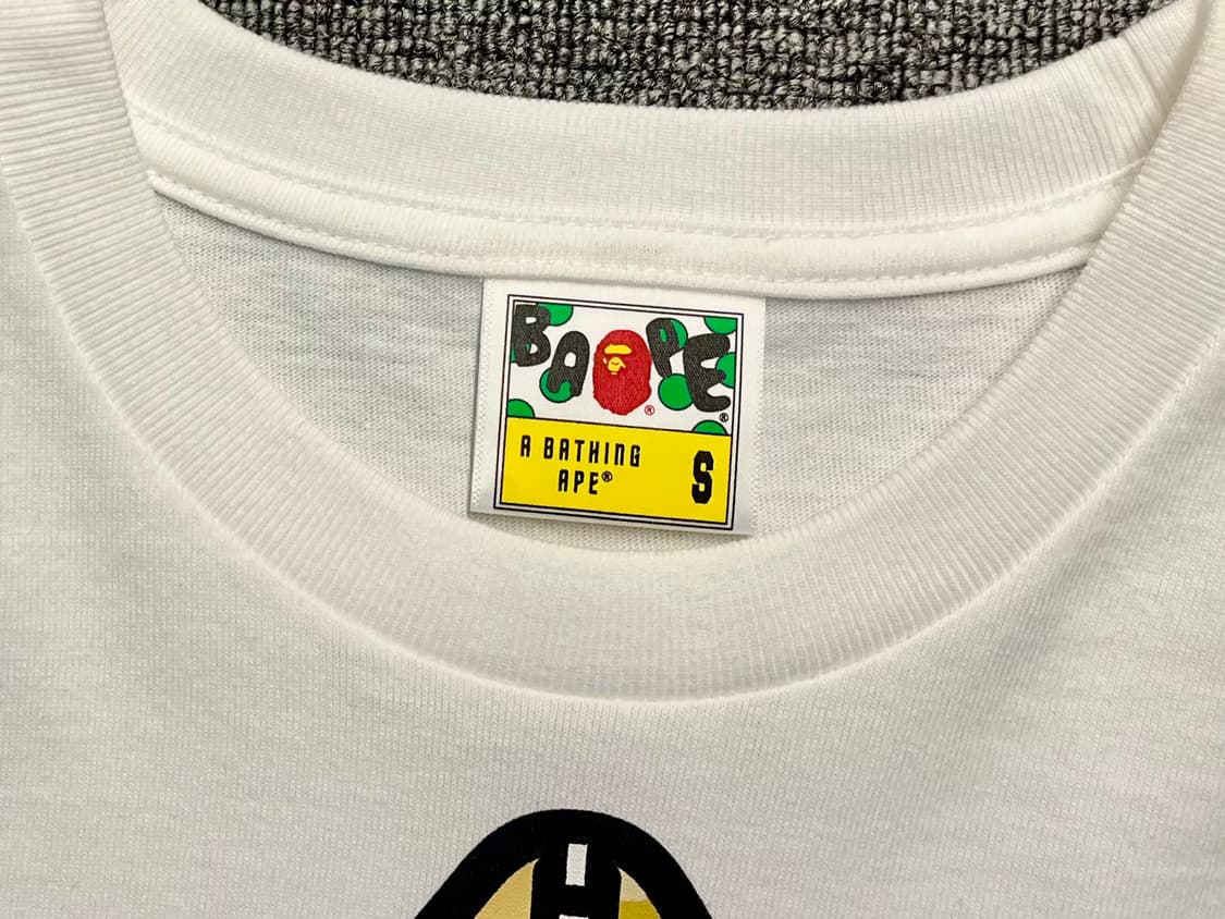 [90] 베이프 반팔티 새제품 S 상품이미지3