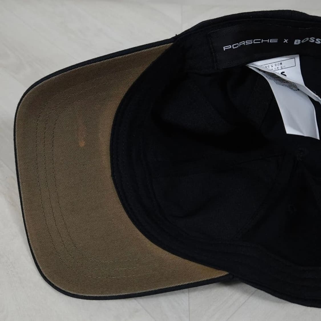 BOSS 휴고보스 포르쉐 콜라보 볼캡 프리사이즈 블랙 한정판 상품이미지4