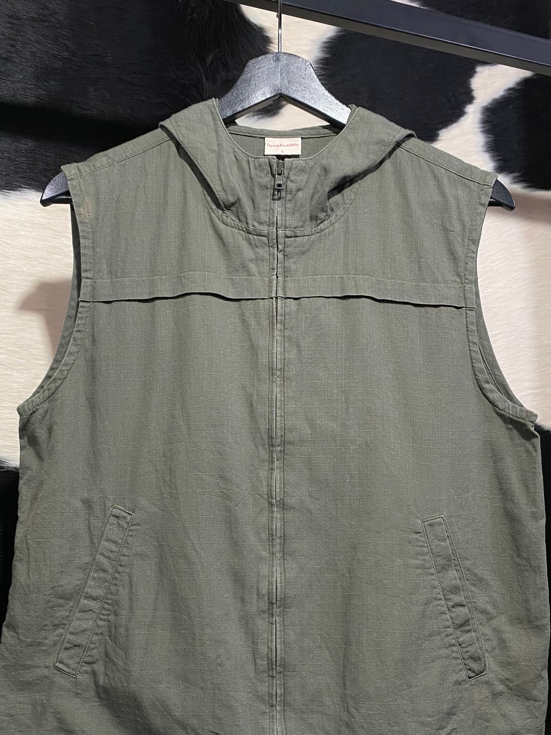 Lovelivelife 카키 후드 베스트 상품이미지3