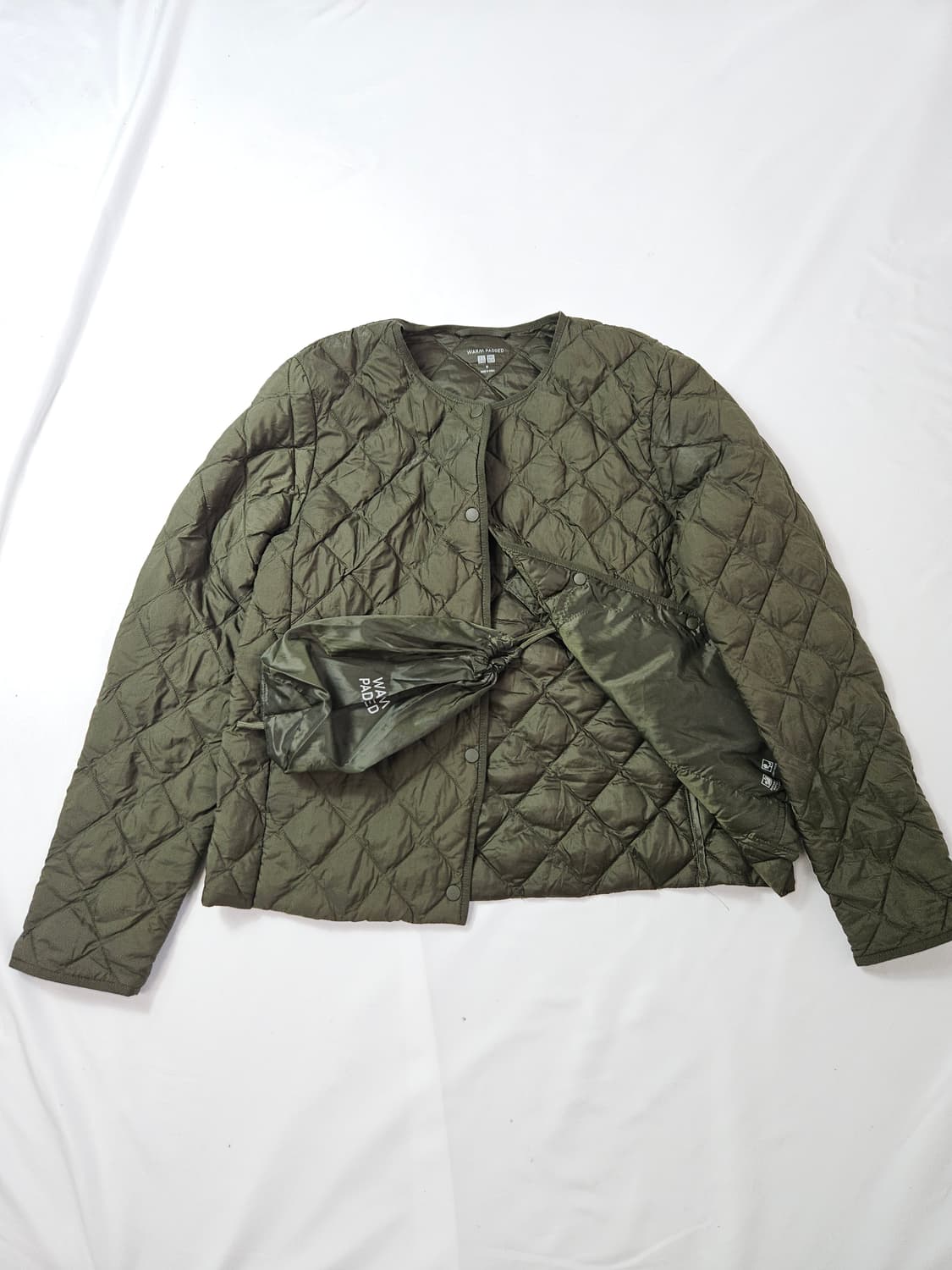 유니클로 웜패디드 경량 깔깔이 누빔자켓 울트라라이트다운 M 상품이미지1