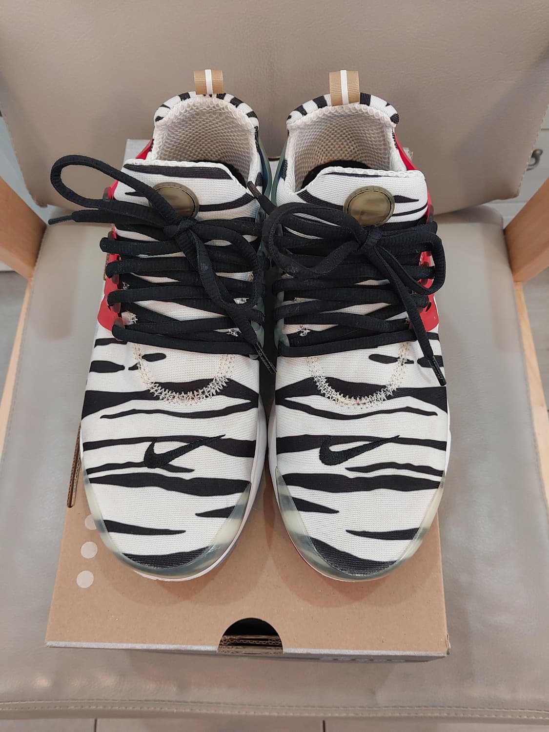 나이키 에어 프레스토 코리아 S사이즈 (250~270mm) 상품이미지2