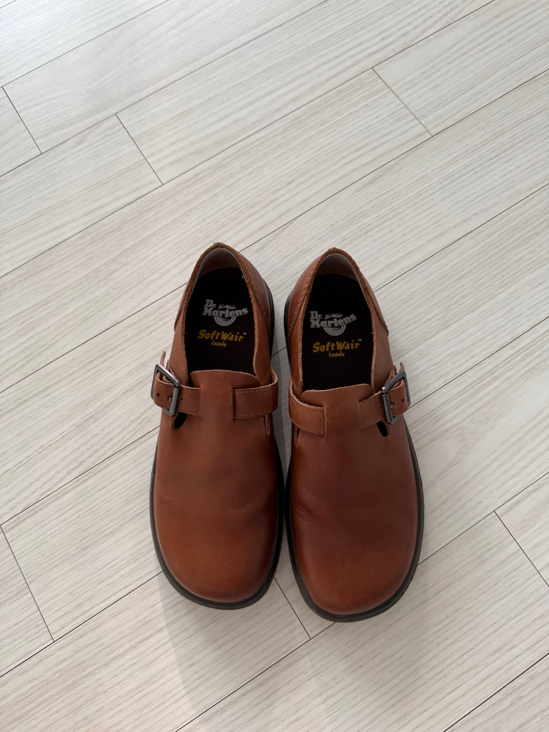 닥터마틴 페트리샤 230-240 상품이미지1