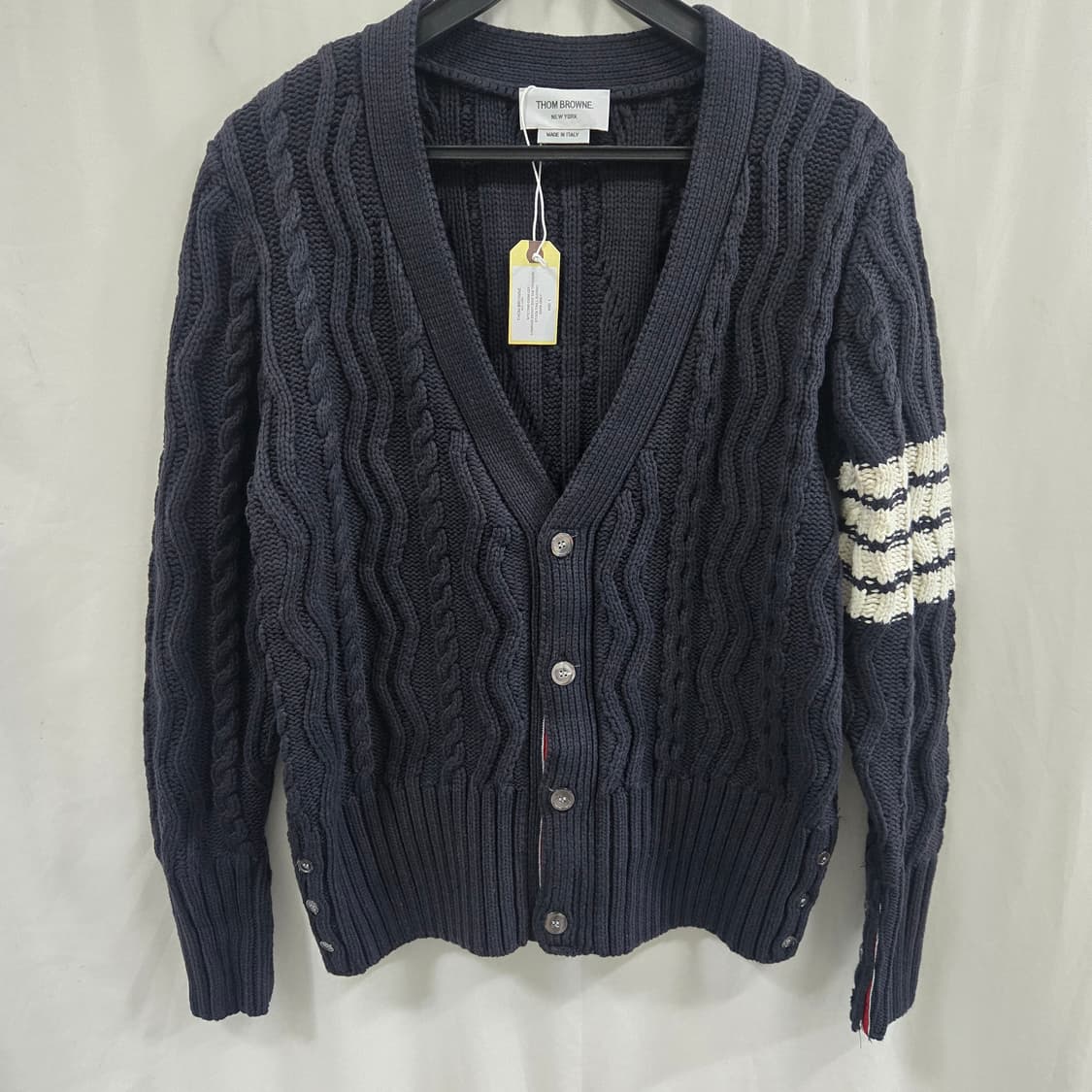 톰브라운 네이비 4선 케이블 가디건 상품이미지1