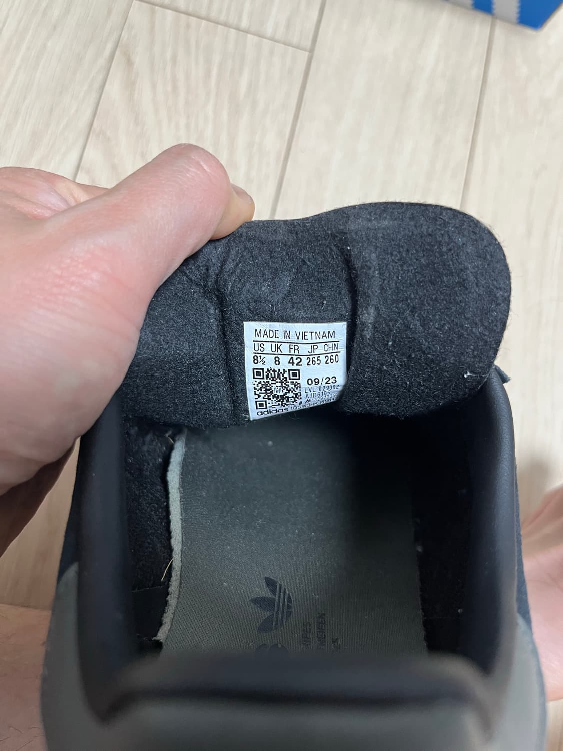 아디다스 가젤 블랙 메탈릭 검 265 상품이미지9