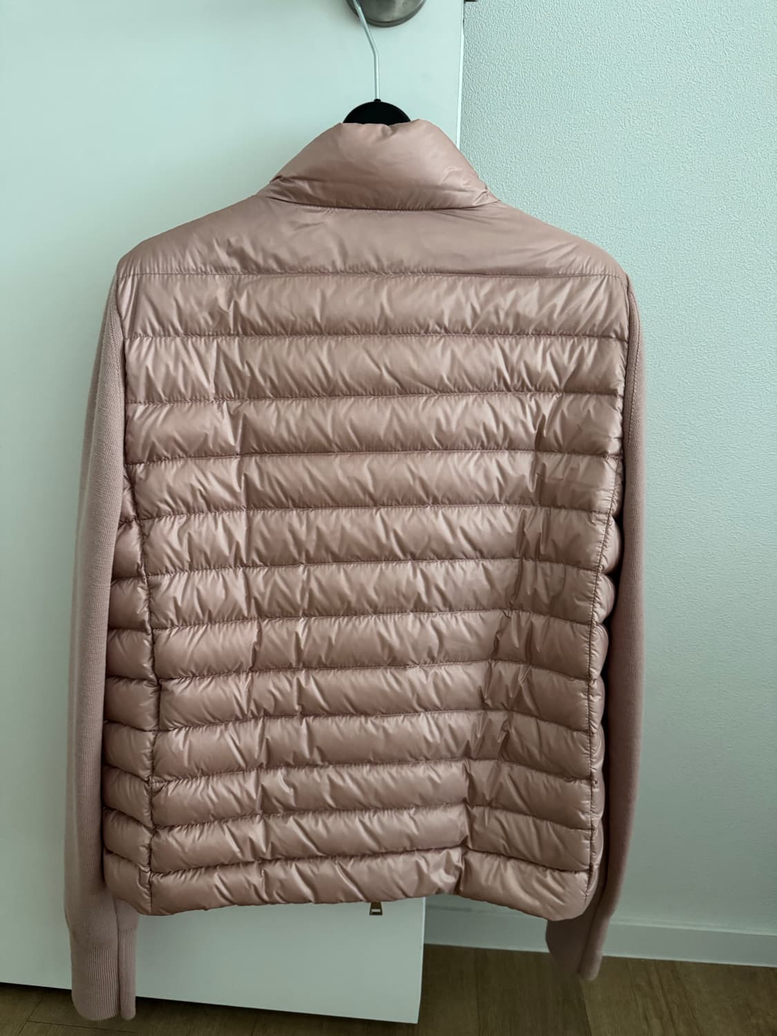 정픔 몽클레어 여성M 니트 패딩 가디건 상품이미지2