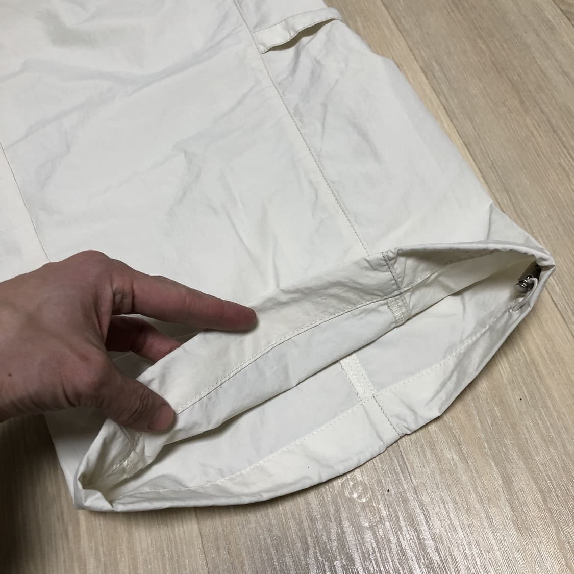 (L) 새상품 인사일런스 INSILENCE 디태처블 트랙 카고 팬츠 크림 상품이미지2