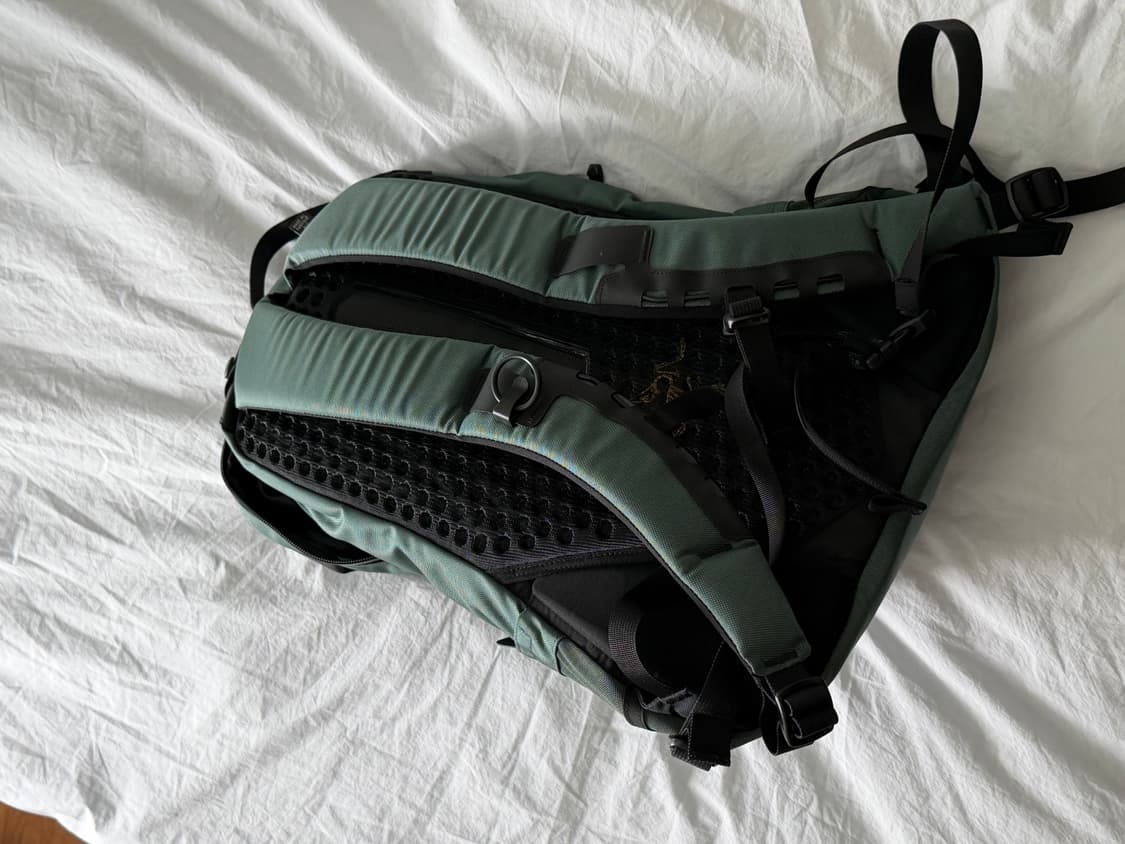 아크테릭스 아로16 상품이미지3