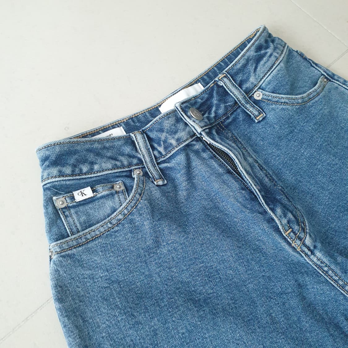 캘빈클라인 90s 스트레이트핏 미드 블루 데님 상품이미지4