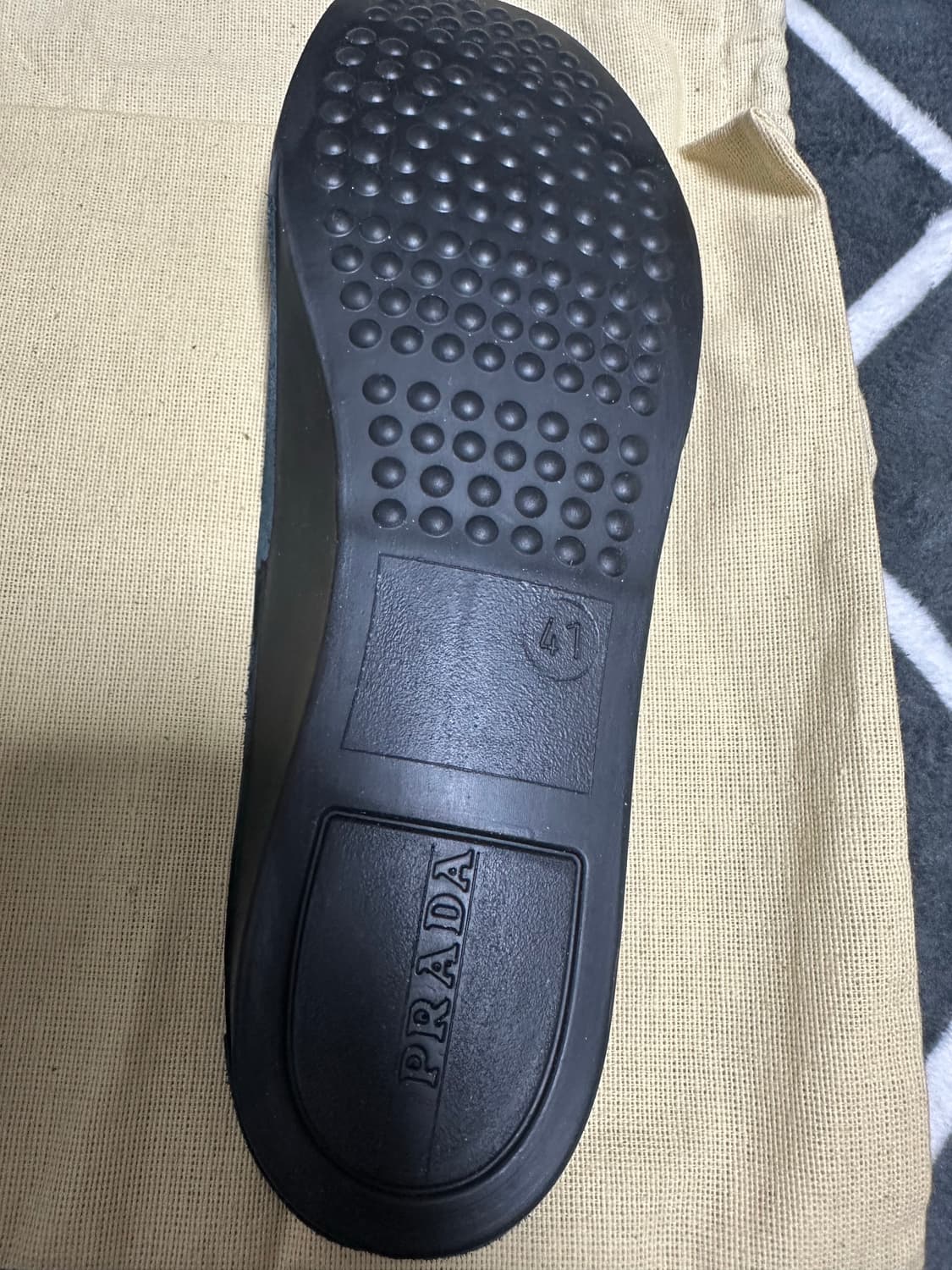 prada 토글 슬립온 41사이즈 블랙 상품이미지6