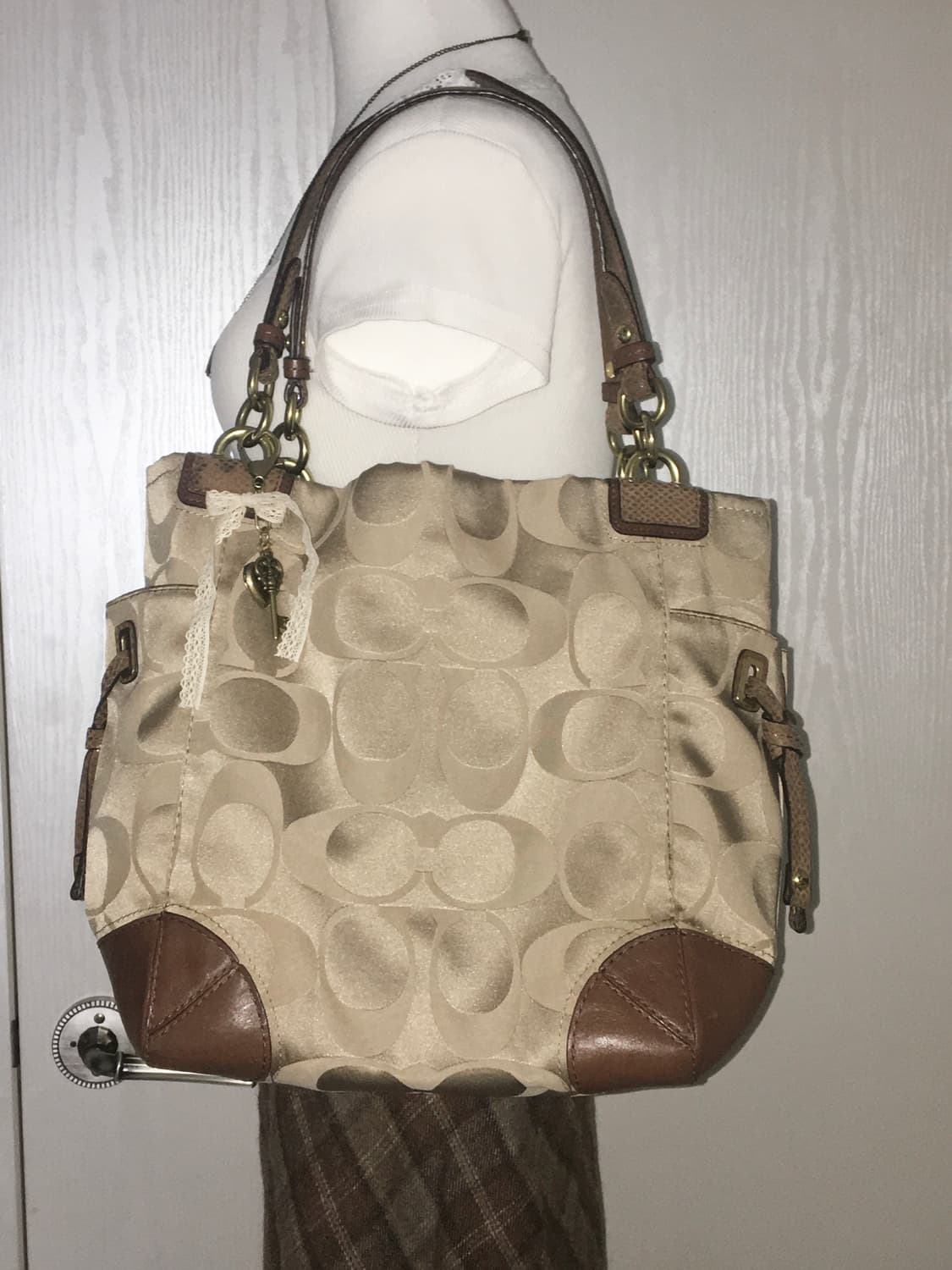 Coach Signature Hobo Brown Bag 상품이미지2