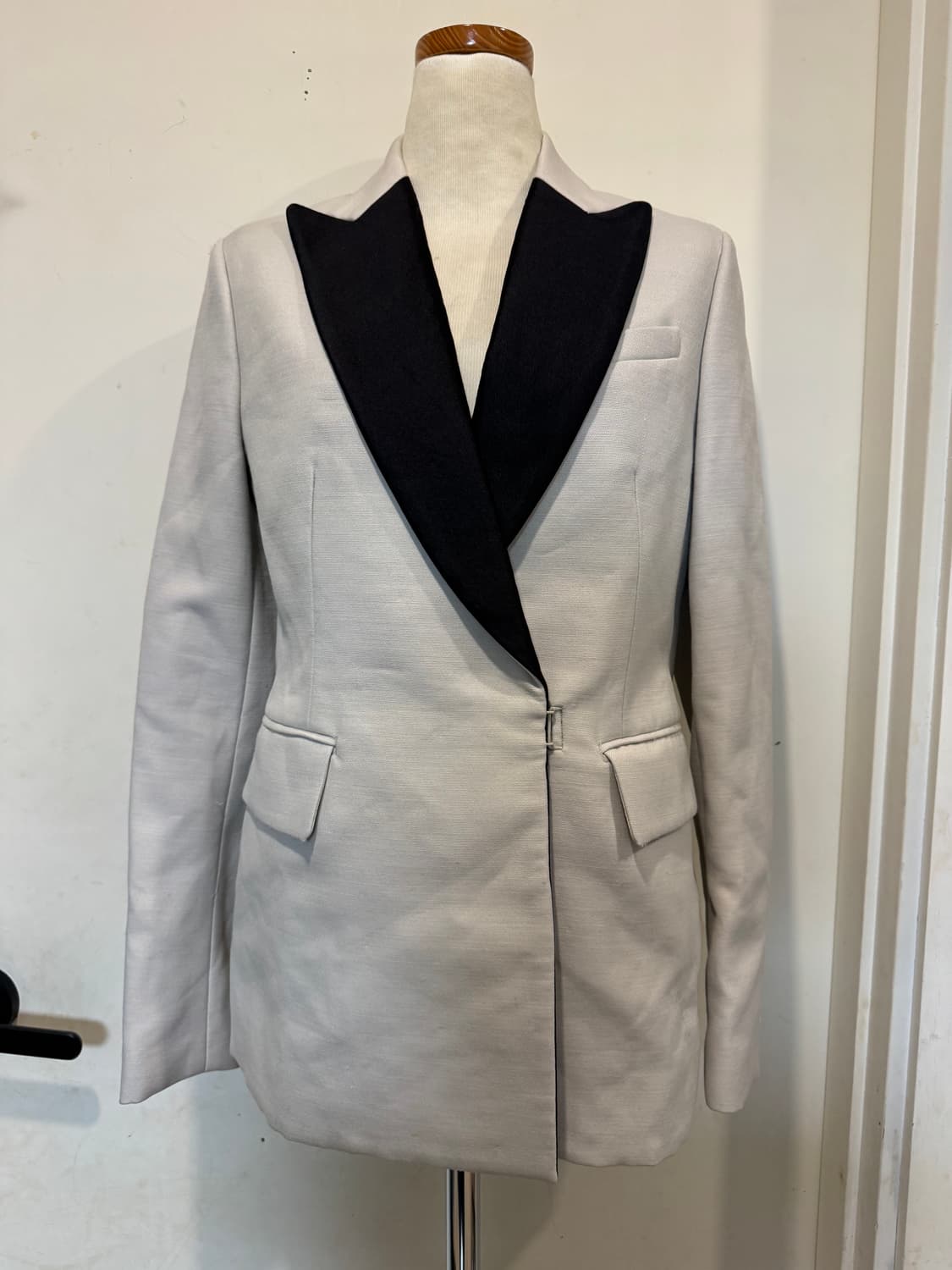 3.1필립림 Contrast Peak Tuxedo Blazer 상품이미지2