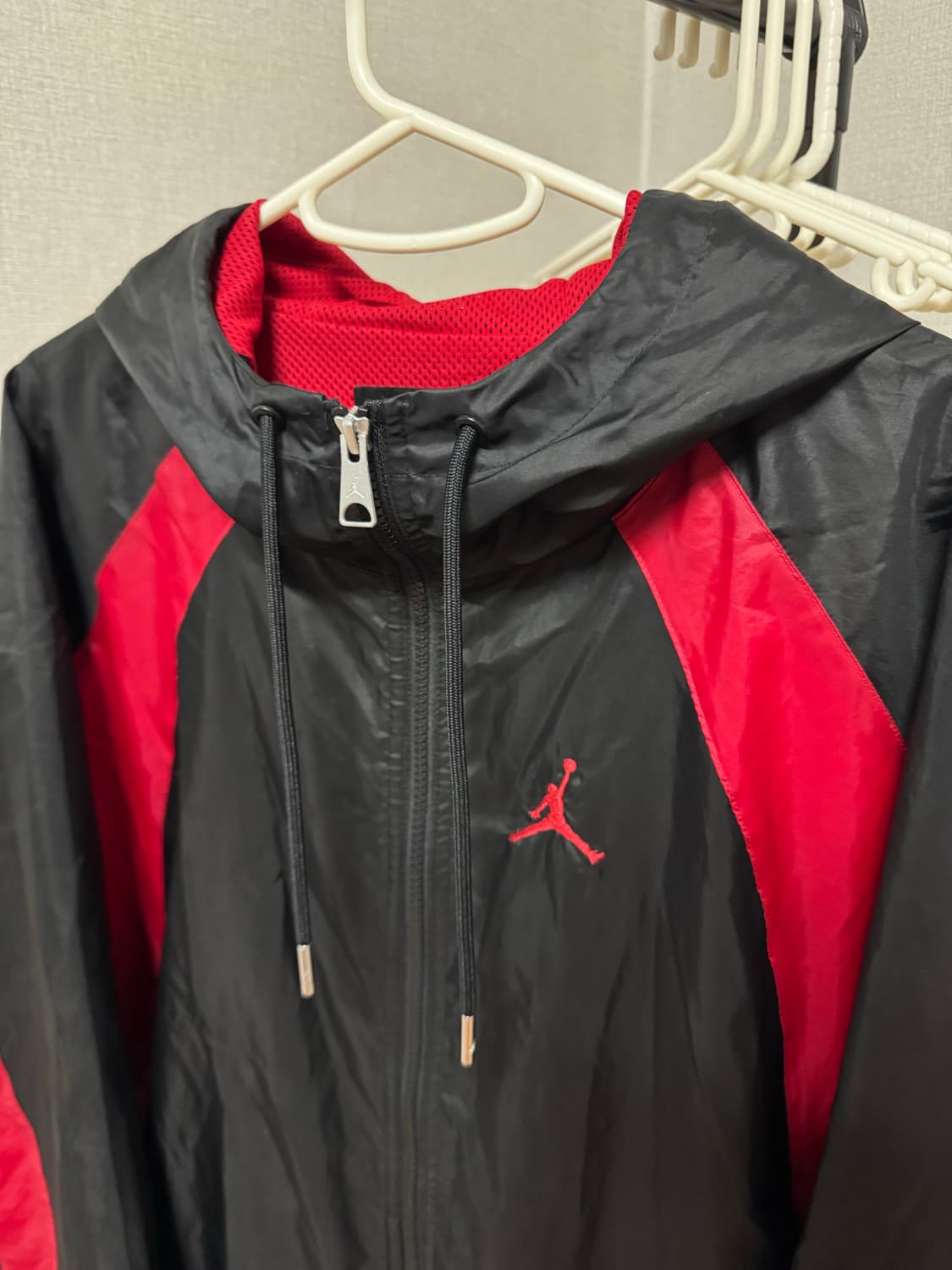 (XL)나이키 조던 에센셜 우븐 자켓 짐레드 상품이미지3