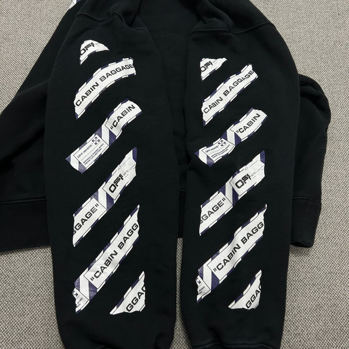 오프화이트 에어포트 애로우 맨투맨(L) 상품이미지2