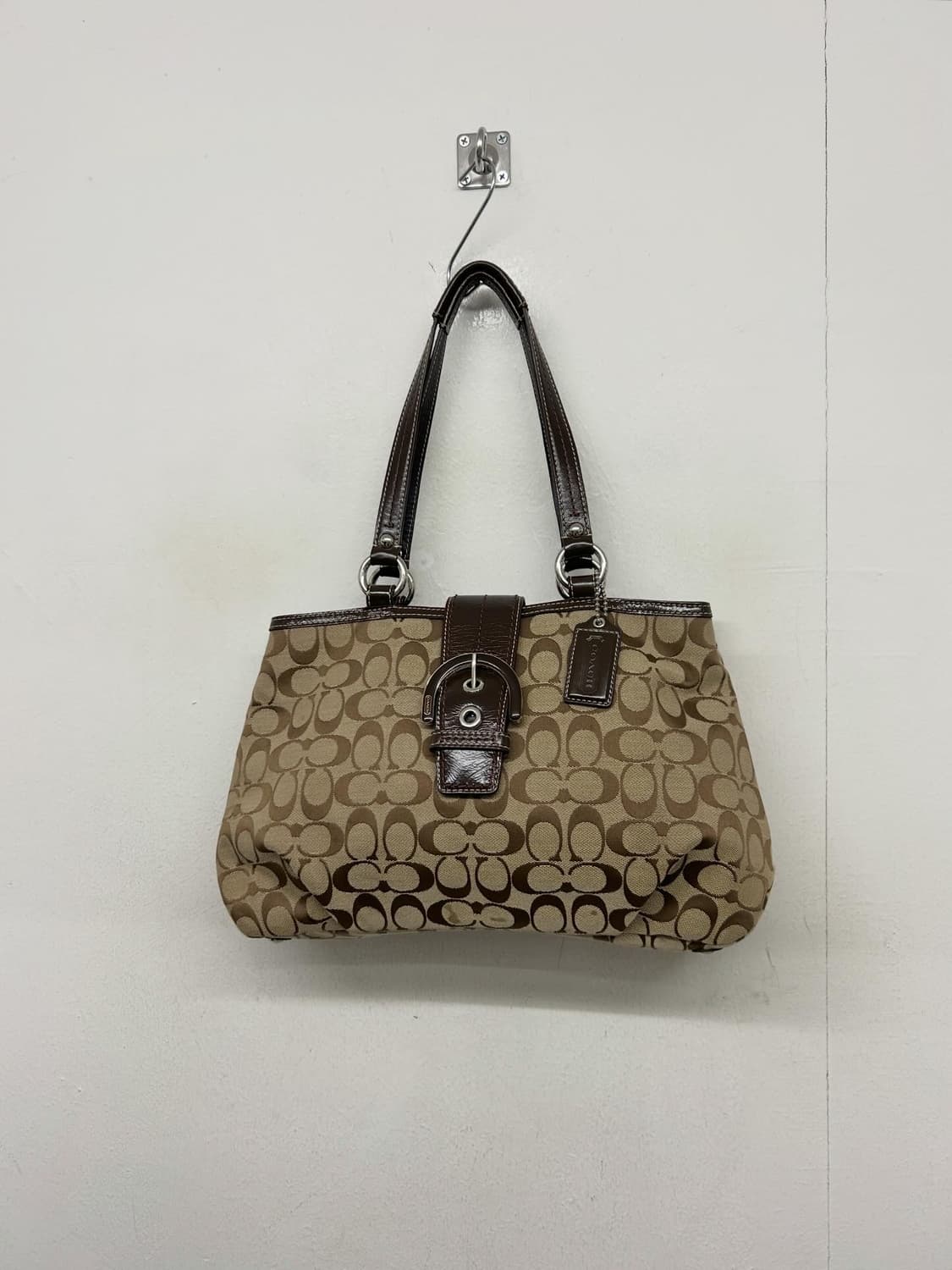 빈티지 코치 시그니처 숄더백 브라운 상품이미지1