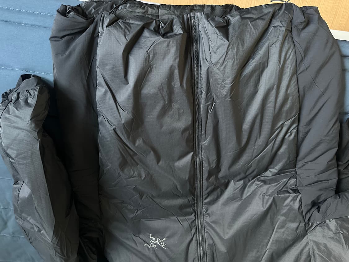 아크테릭스 패딩 상품이미지5