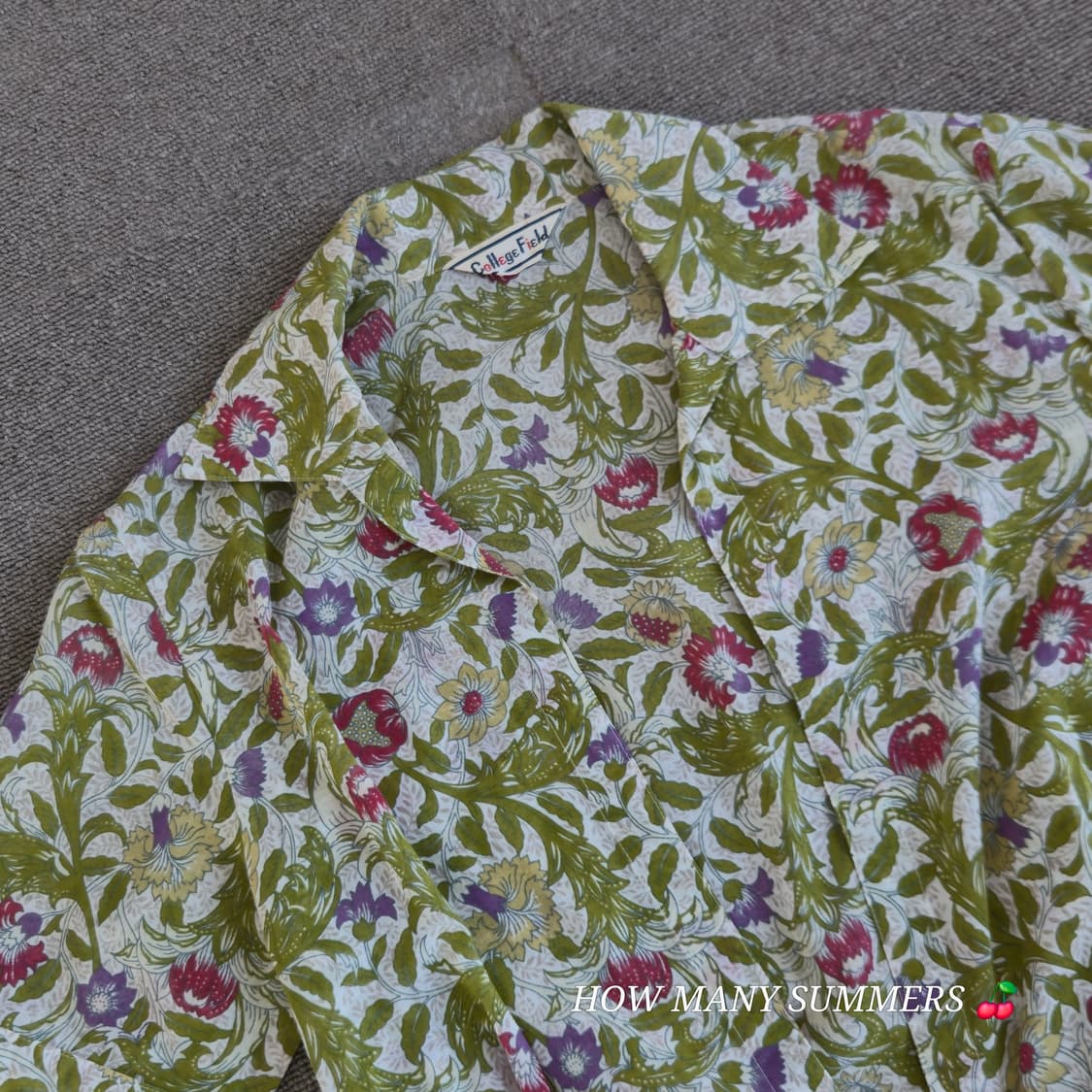 Vintage 반팔 블라우스 패턴 College Field 상품이미지2