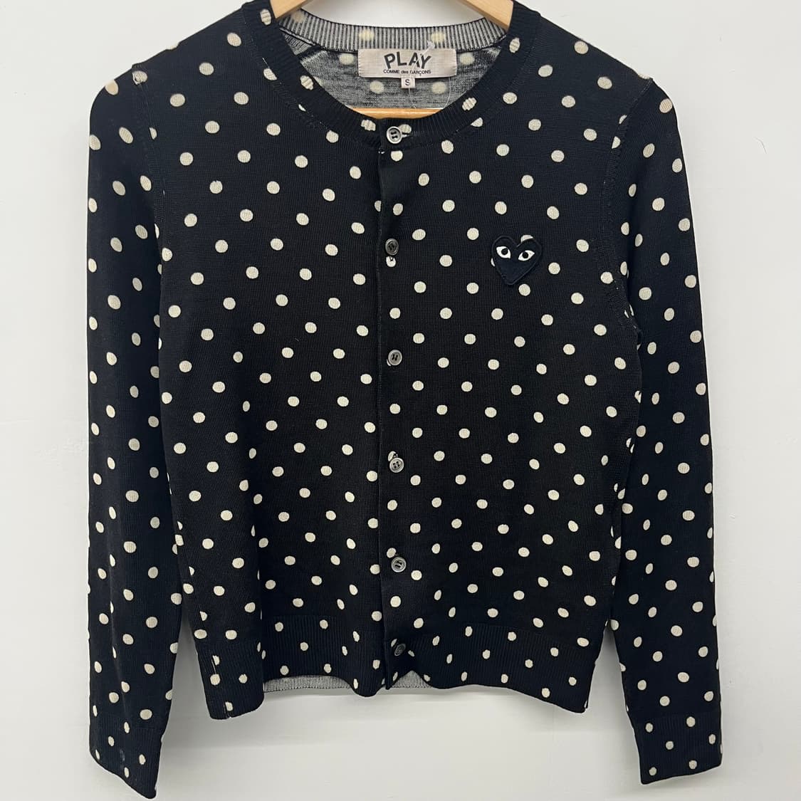 꼼데가르송 플레이 도트 가디건 블랙 여s 상품이미지2