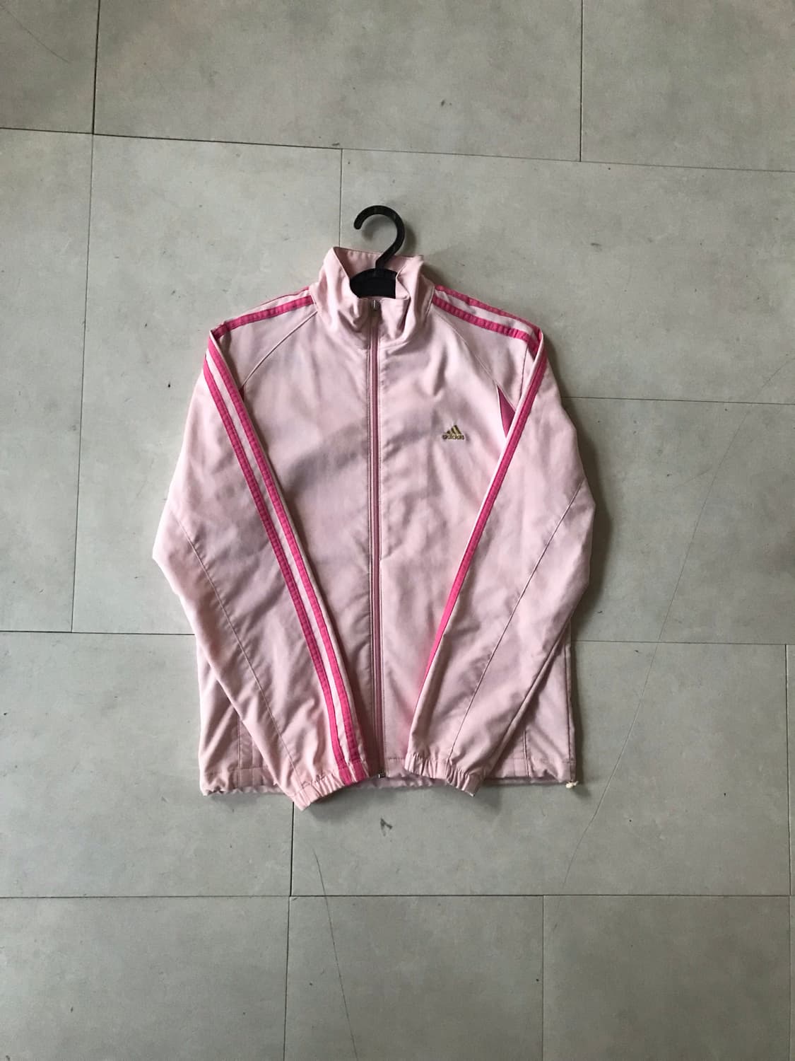 아디다스 연핑크 삼선 바람막이 상품이미지6