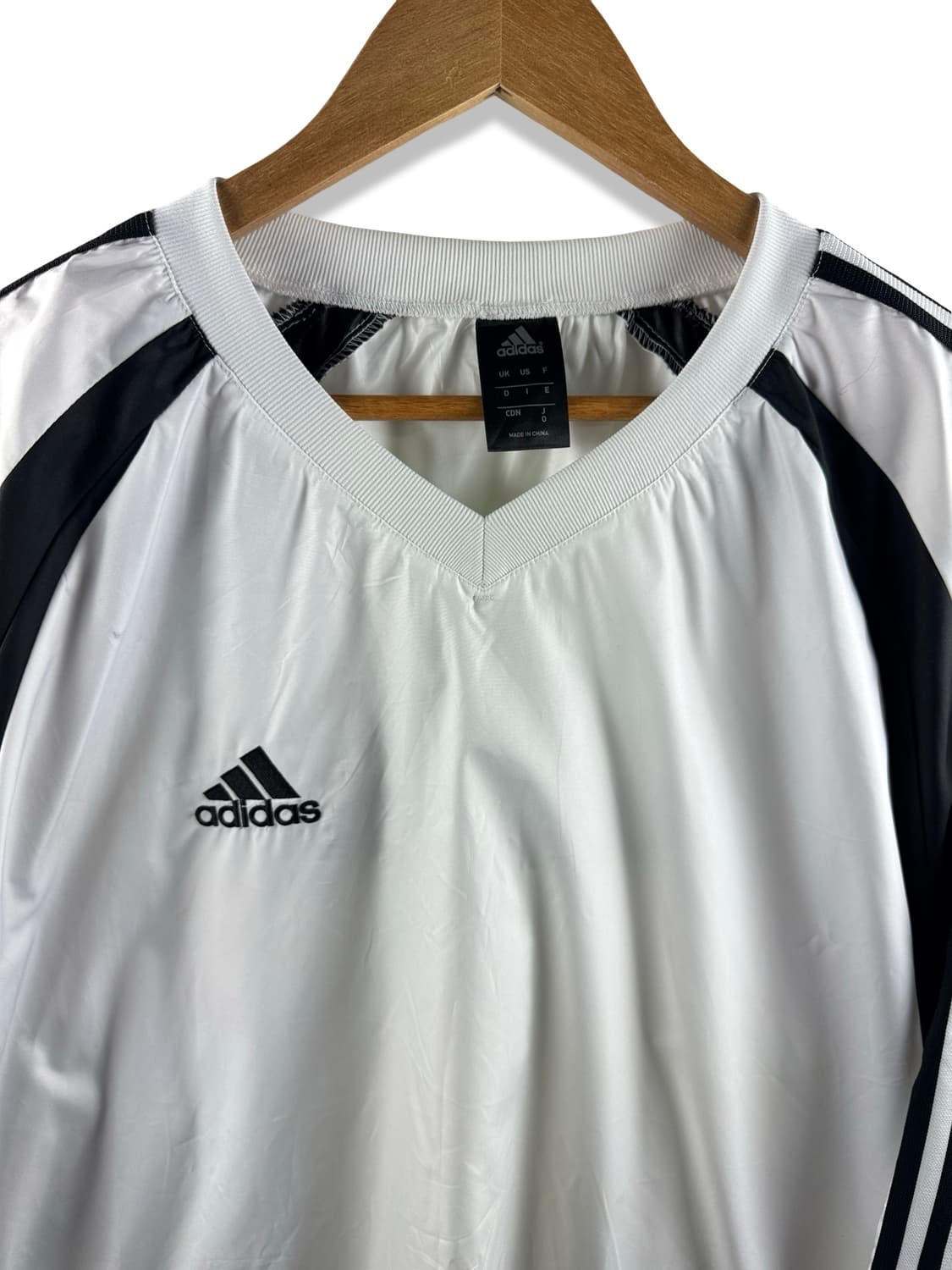 아디다스 검흰 범고래 웜업2605 상품이미지2