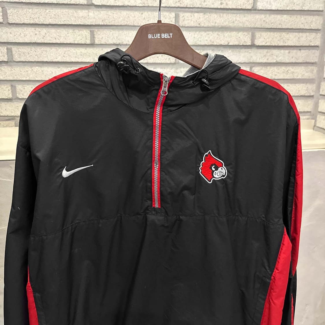 나이키 올드스쿨 후드 바람막이 버드 패치 투포켓 밑단 스트링 디테일 블랙 상품이미지4