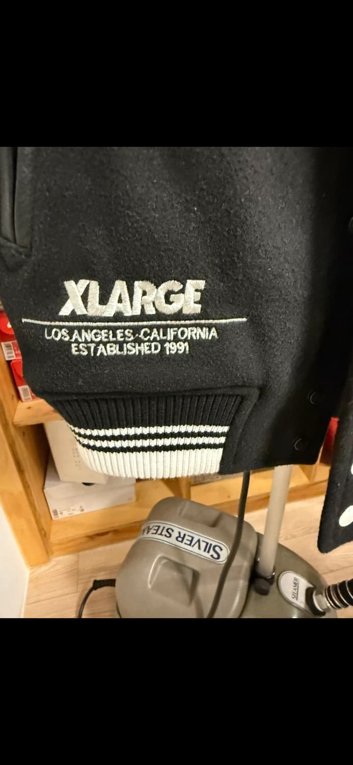 뉴에라 XL 콜라보 레이커스 자켓 L사이즈 상품이미지2