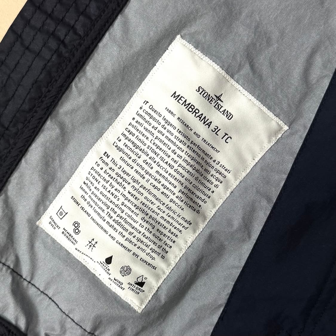 [M/당일출고]스톤아일랜드 멤브라나 3L TC 바람막이 상품이미지6