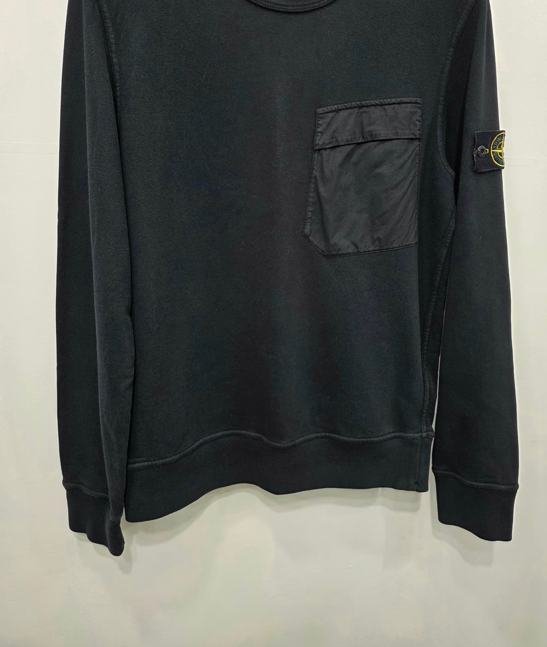 스톤아일랜드 포켓 맨투맨(95) 상품이미지3