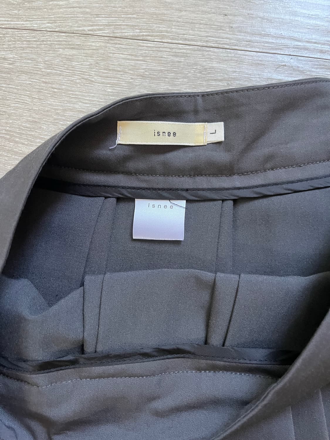 isnee 다크 그레이 플리츠 스커트 L 상품이미지8