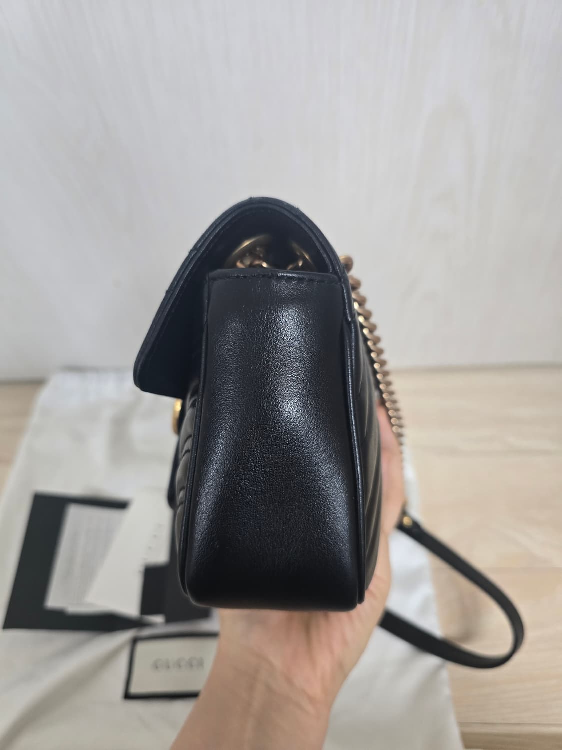 구찌 마몽 마틀라세 블랙 스몰 체인백 상품이미지3