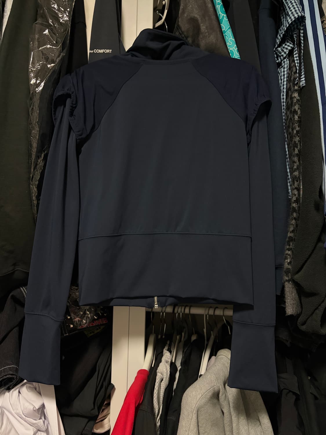 미스치프 메쉬 퍼프 터틀넥 집업 상품이미지2