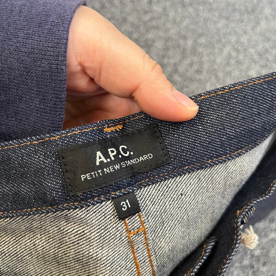A.P.C 아페쎄 쁘띠 뉴 스탠다드 데님 31 상품이미지3