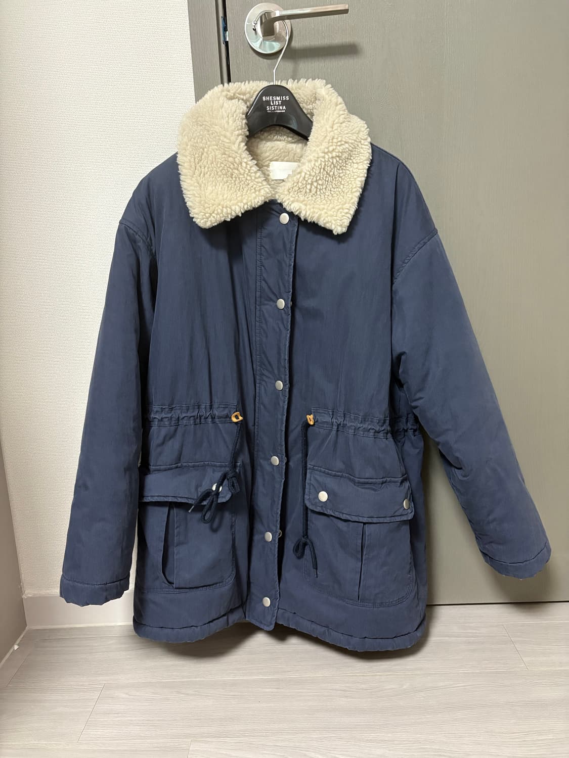 더버터크림 네이비 패딩 자켓 상품이미지3