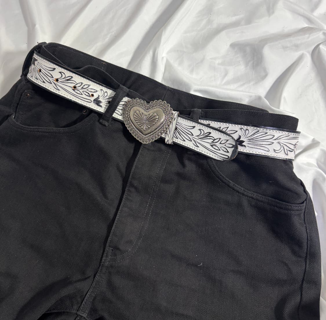 ROPE 웨스턴 플로럴 툴링 하트 버클 레더 벨트 y2k 상품이미지1