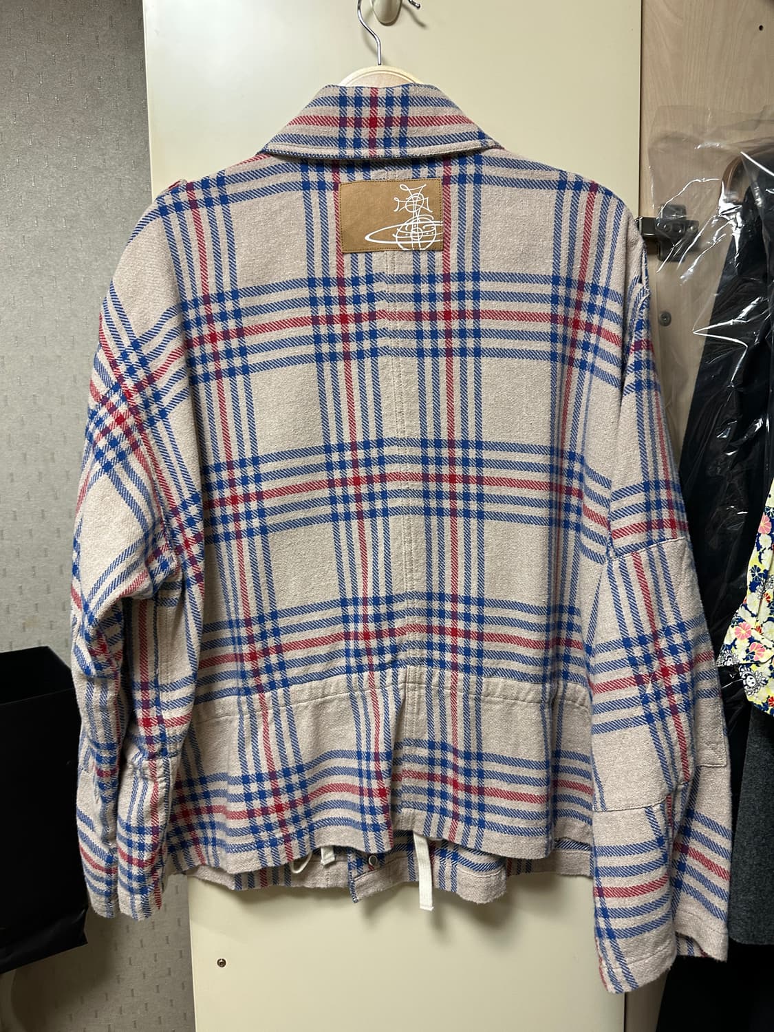 비비안웨스트우드 체크 루즈핏 셔츠  상품이미지10