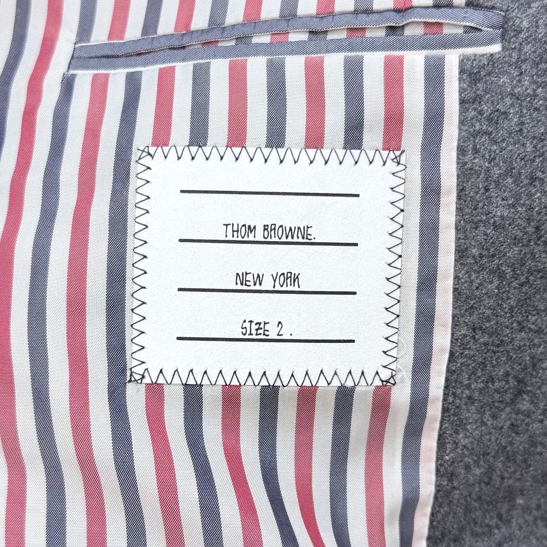 [S+급/2] 톰브라운 사선완장 울 체스터필드 오버 코트 그레이 상품이미지8