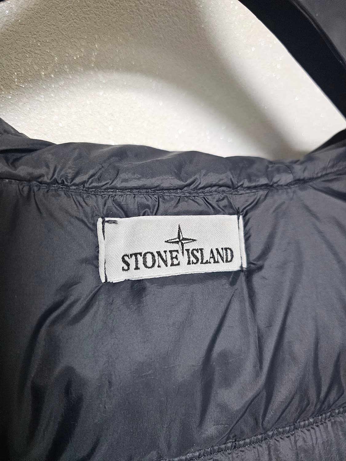 스톤아일랜드 크링클랩스 다운 패딩 24FW

 상품이미지4