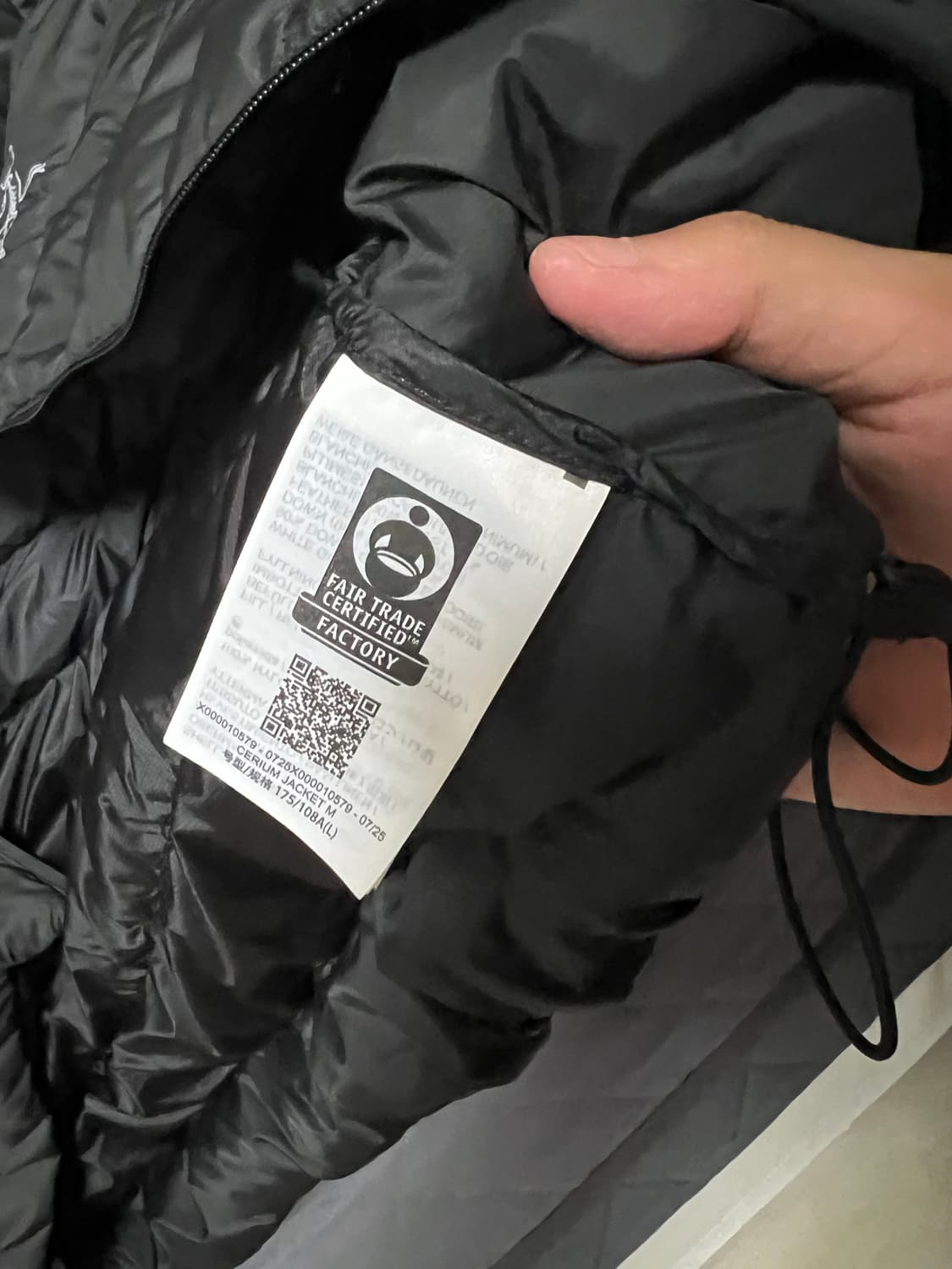 아크테릭스 세륨 자켓 논후드 블랙 (L) 택 뗀 새상품 판매 상품이미지6