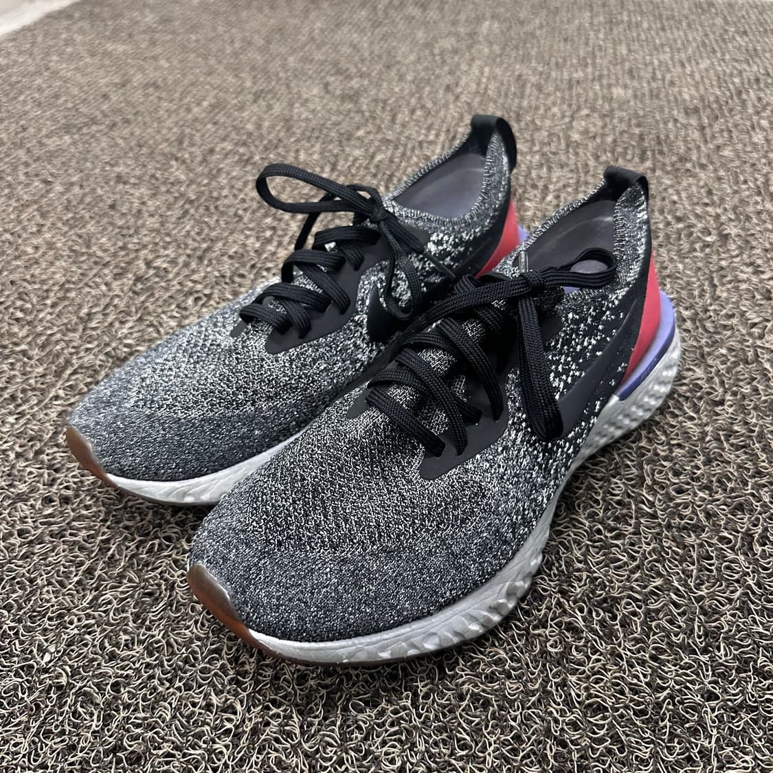 NIKE 나이키 에픽 리액트 플라이니트 러닝화 운동화 260 상품이미지2