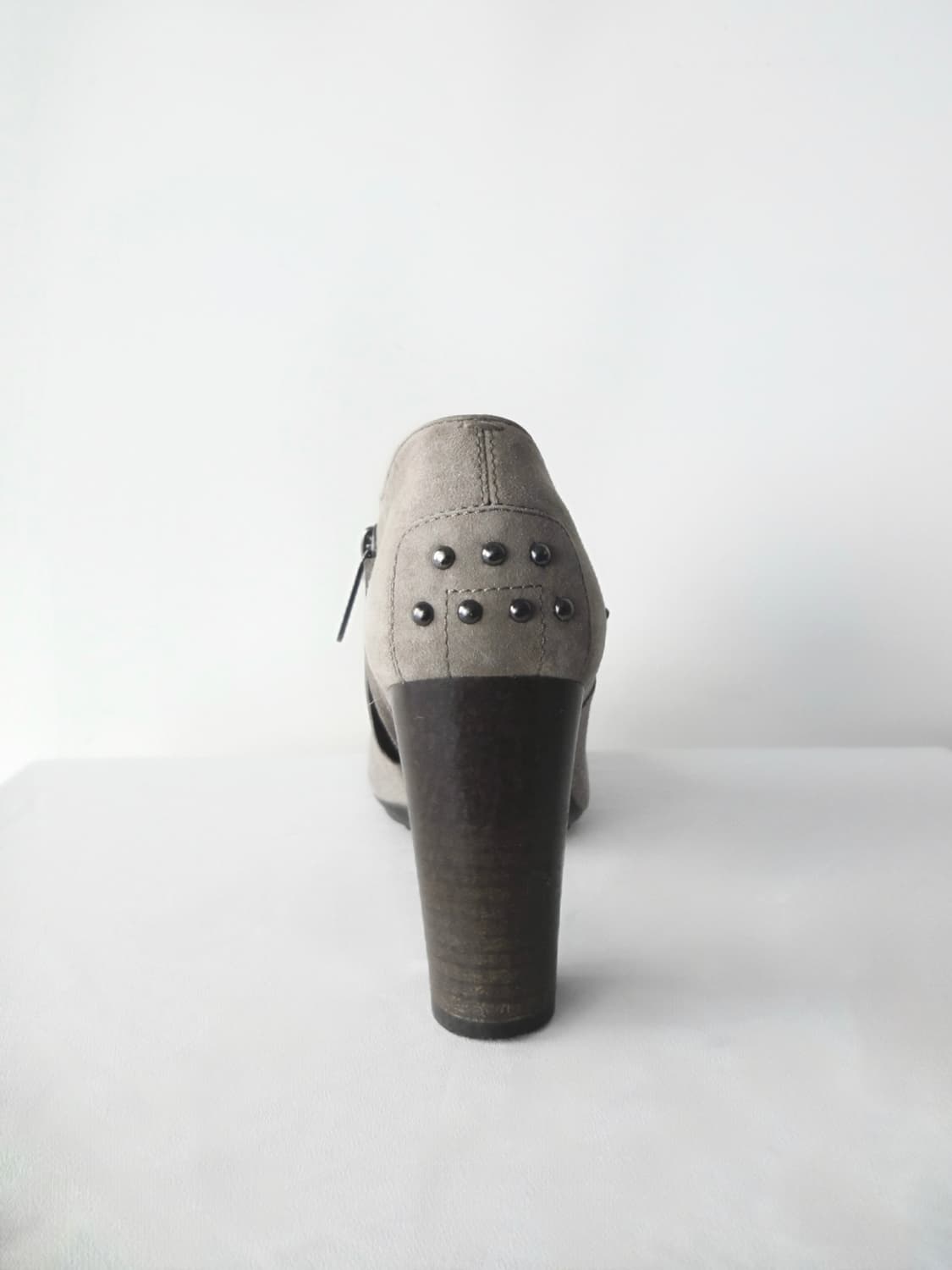 TOD'S stud point leather pump heels 상품이미지4