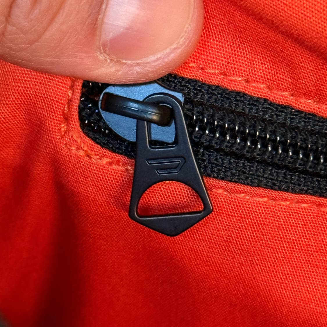 디젤 레더 블루 크로스백 로고 심플 상품이미지5