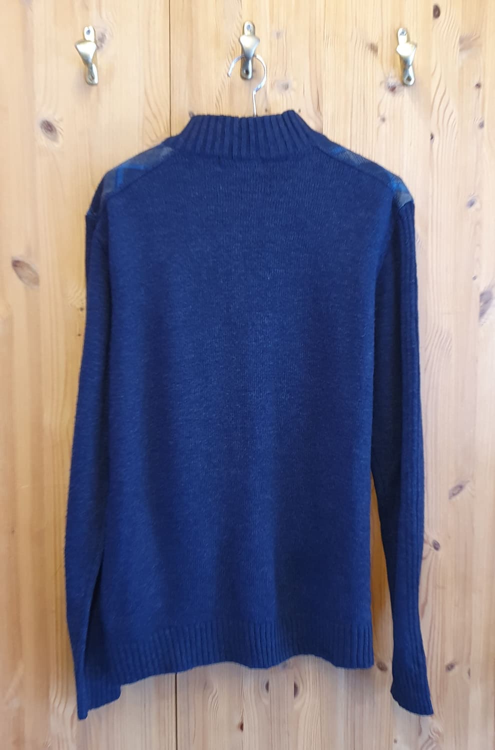 100.빈폴 반집업 니트 상품이미지2